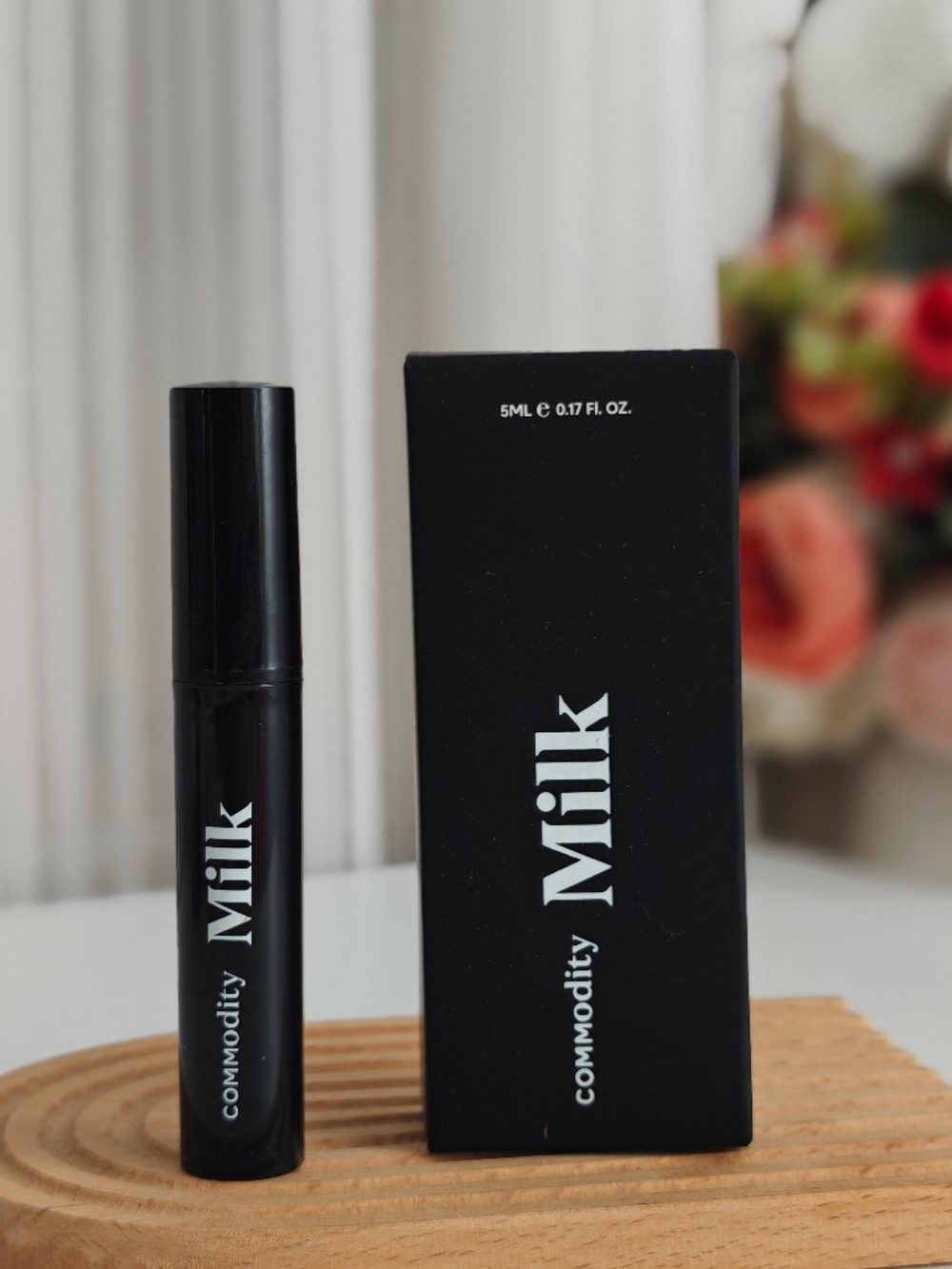New Commodity Milk Scent Space: Expressive Sample Spray 5ml/0.17oz